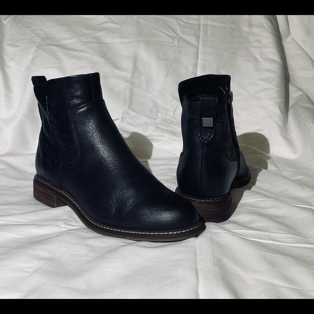 Franco Sarto women’s boot PRACTICALLY NEW!